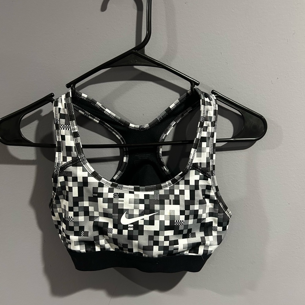 Nike Women's Black and White Sports Bra